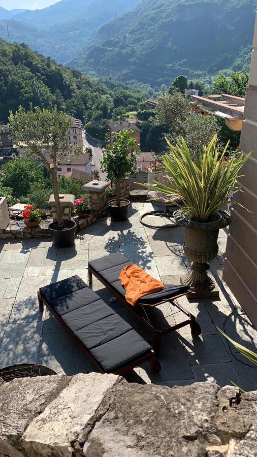La Casa Sulla Collina Del Castello Villa Breno Eksteriør billede